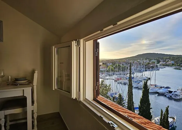 Apartment Maris Sea View *