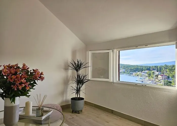 Maris Sea View Apartment *