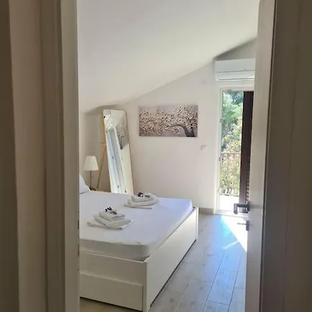 Maris Sea View 아파트 *