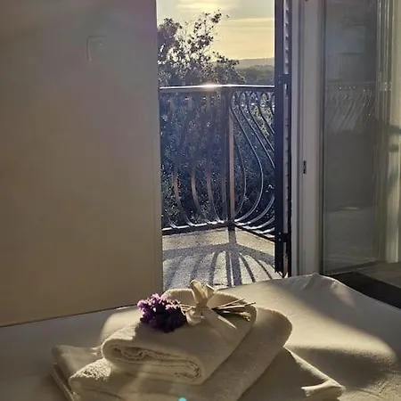 Maris Sea View *