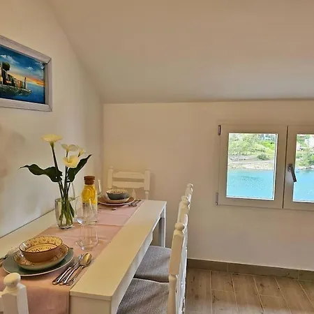 Maris Sea View شقة