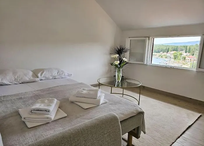 Maris Sea View Vrboska