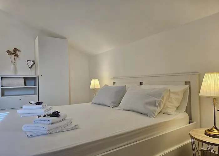 Appartement Maris Sea View *
